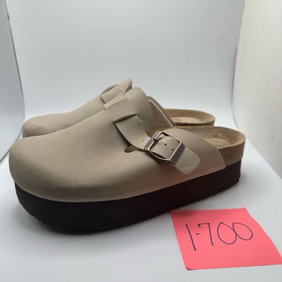 CUSHIONAIRE Women's Cork Footbed Platform Clog 7 SAND - Picture 3 of 7